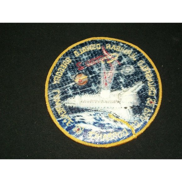 Space Shuttle Endeavor Flight 68 Astro 2 Round Embroidered Patch Nasa Crew - Picture 2 of 2
